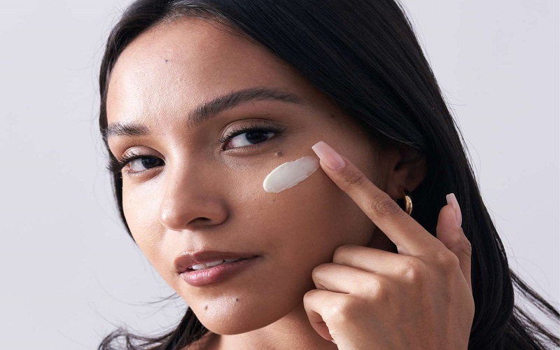 Should i use makeup primer if i have acne?